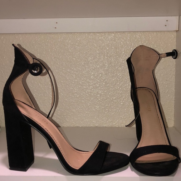 Black High Heels - Picture 2 of 3